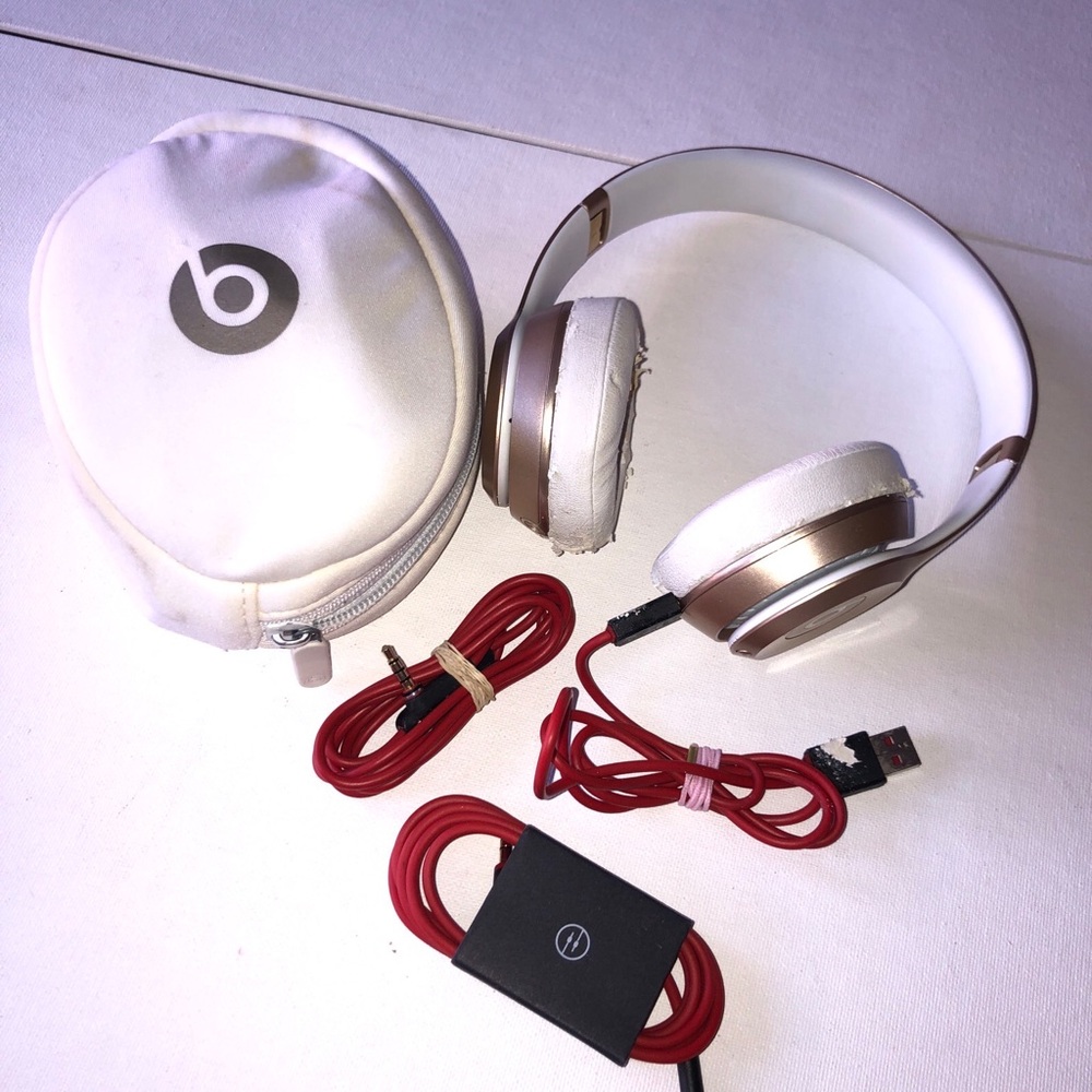 Beats by Dr Dre headphones